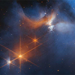 Telescope view of ices in interstellar clouds