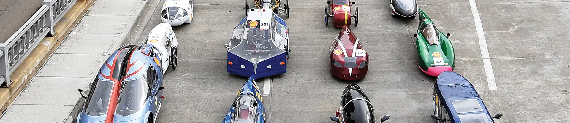 Eco-marathon cars on track